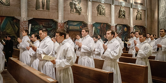 3 Charlotte seminarians instituted as lectors