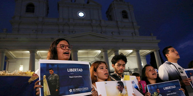 071323 Nicaraguans support bishop