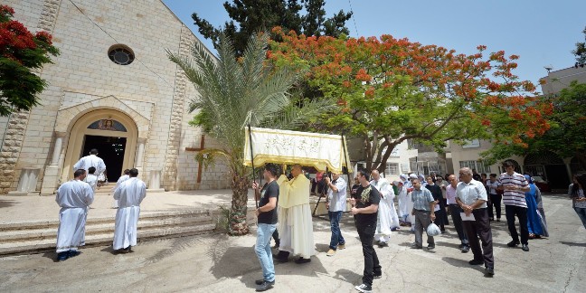 121923 Holy Family Gaza